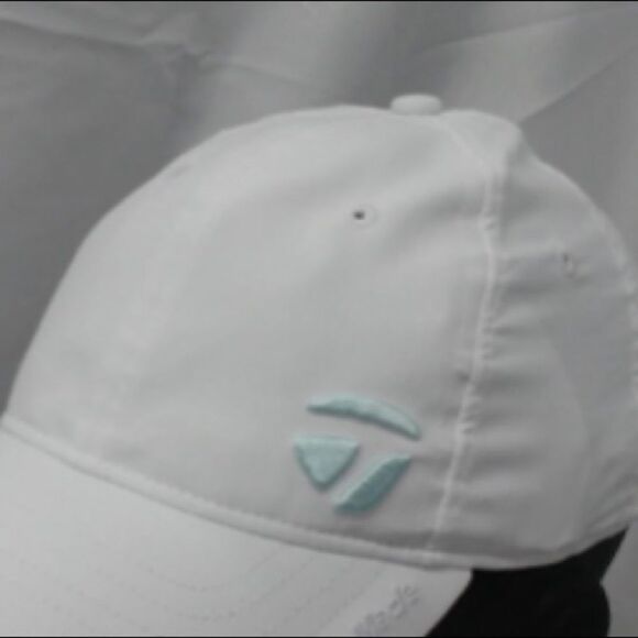 💚Taylor Made Golf Hat  - Picture 3 of 5